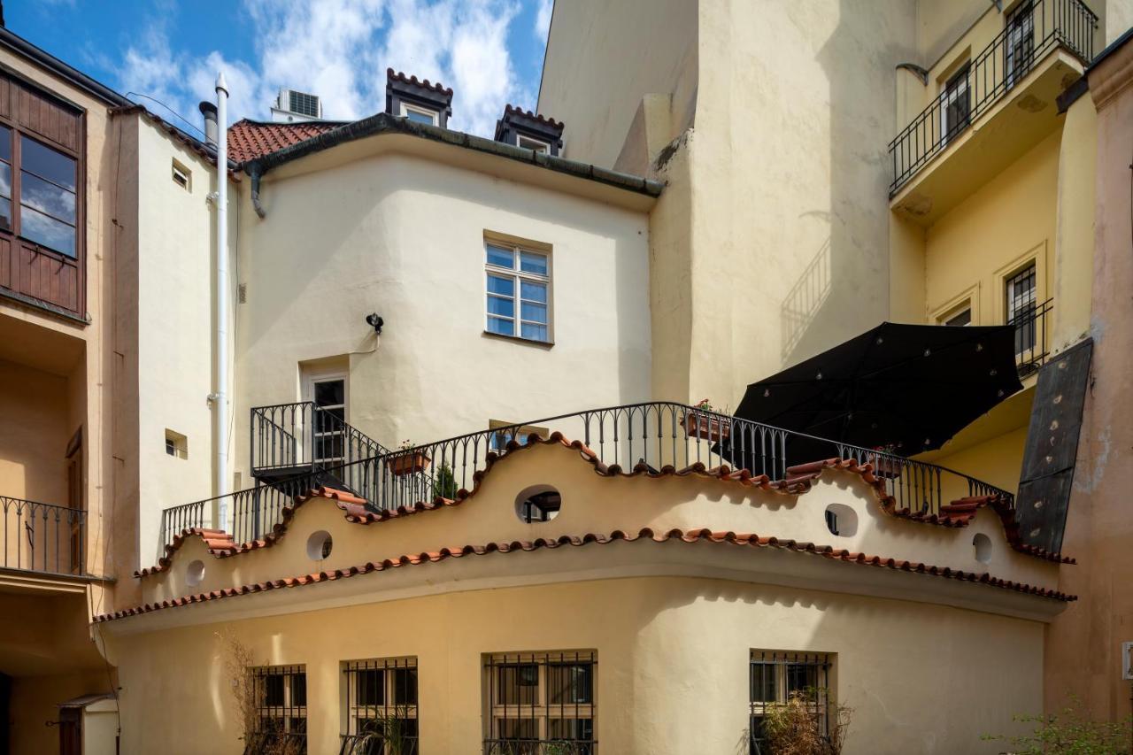 Old Town - Aparthotel Michalska Прага Екстериор снимка
