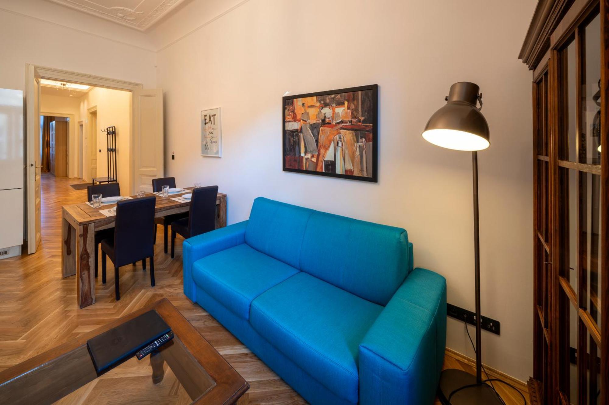 Old Town - Aparthotel Michalska Прага Екстериор снимка